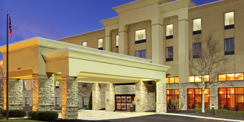 Hampton Inn & Suites