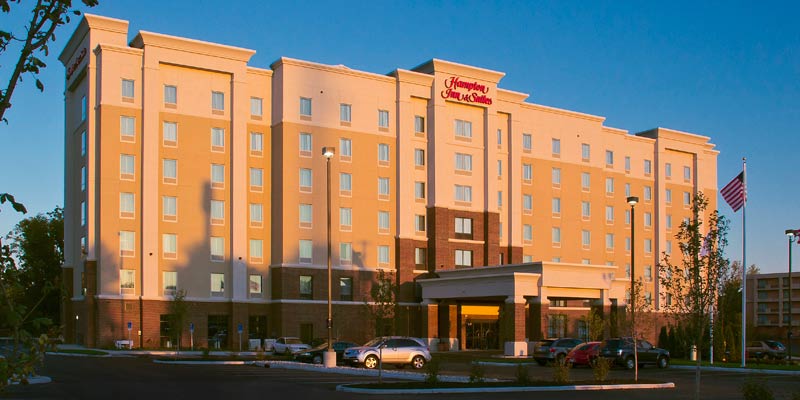 Hampton Inn & Suites